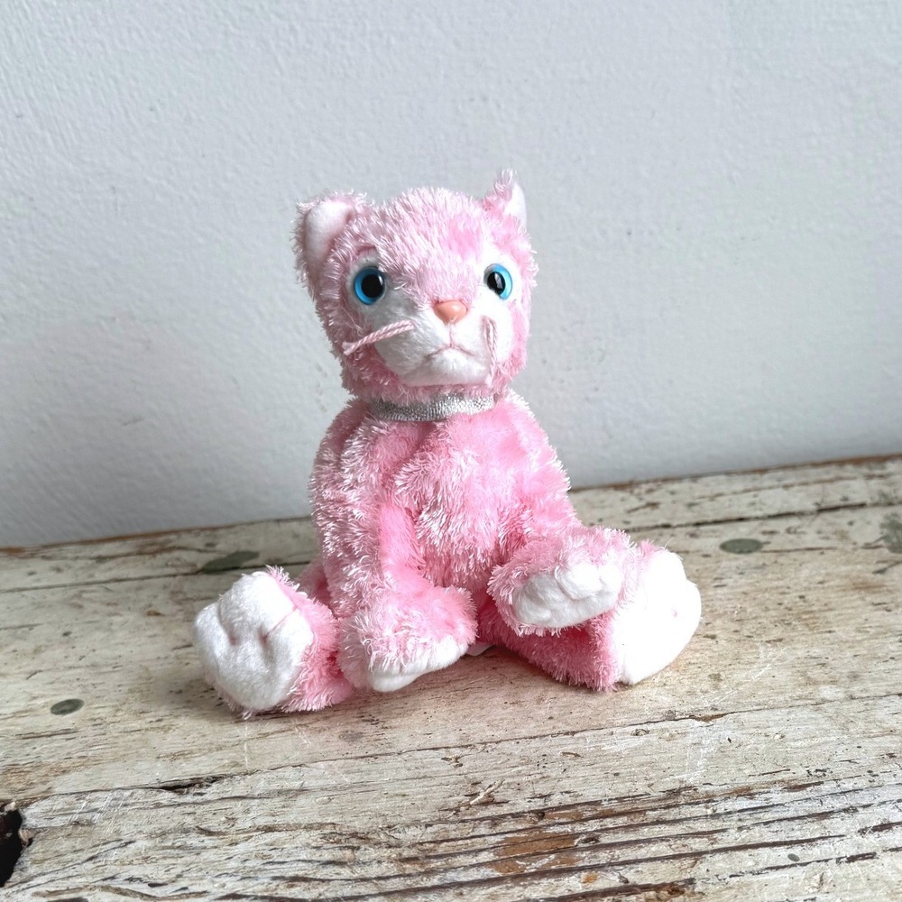 Ty Beanie Baby Carnation Pink Cat Plush Blue Eyes Silver Collar 2002